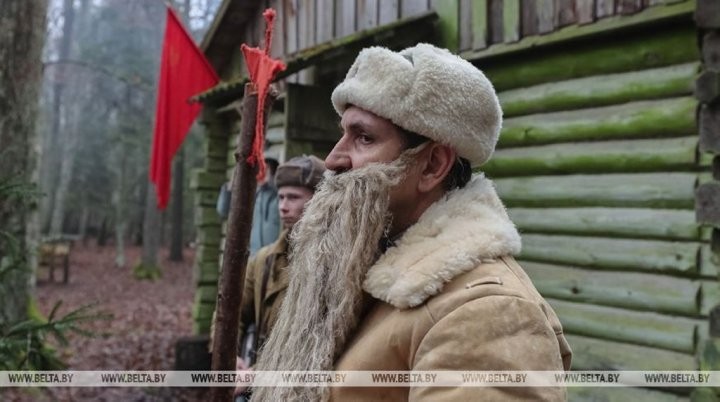 В Брестской области на всю зиму поселился партизанский Дед Мороз