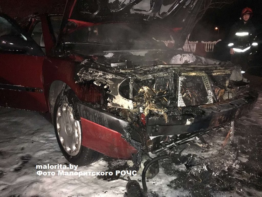 В Малорите горел автомобиль 