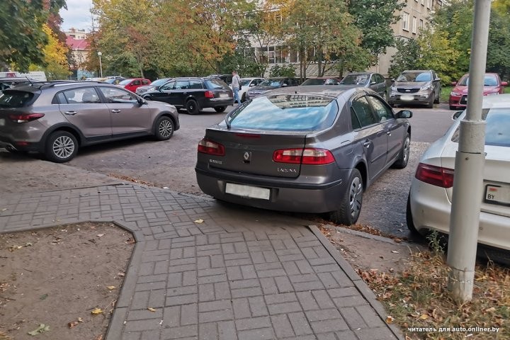 Правильный автомобилист объявил во дворе войну неправильным. И победил