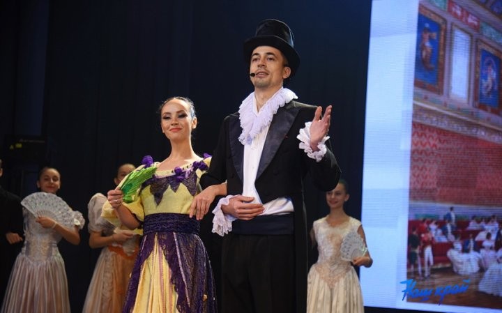 Лазерное шоу в честь 150-летия локомотивного депо и станции Барановичи-Центральные