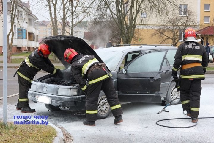 В Малорите во время движения загорелся автомобиль