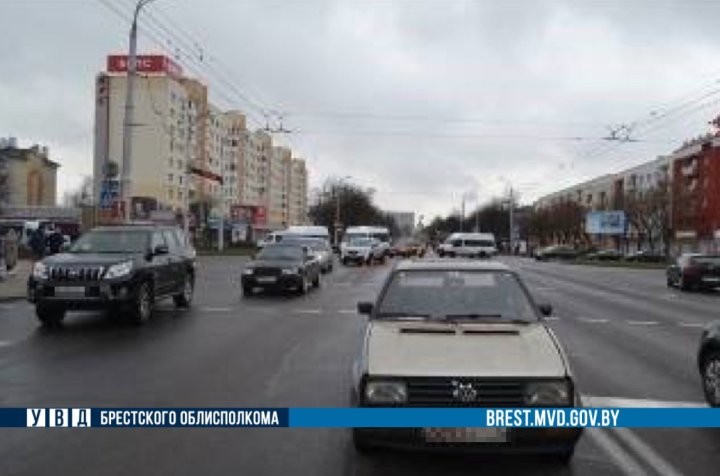 В Бресте автомобиль сбил ребенка