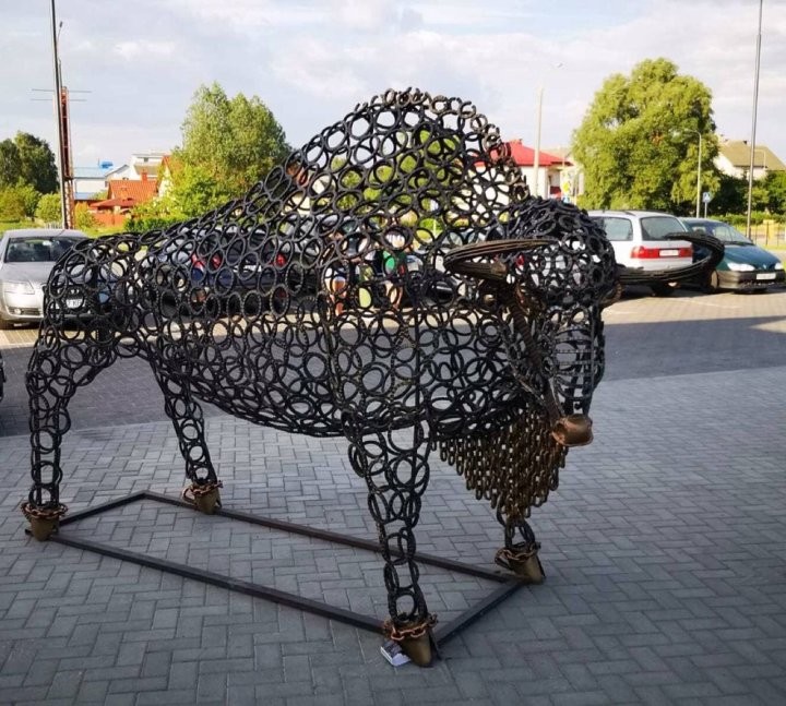 В Бресте украли металлическую скульптуру зубра