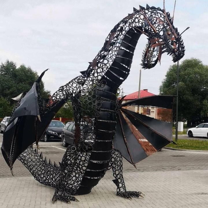 Массивные металлические скульптуры украсят улицу Гоголя в Бресте