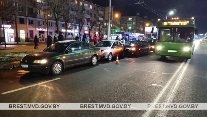 Стали известны подробности ДТП в Бресте, где столкнулись 4 машины