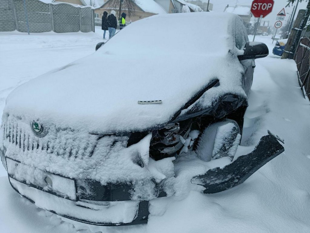 В Бресте 30-летняя женщина не уступила дорогу Skoda. Подробности ДТП