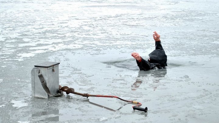 Первый лед забирает жизни рыбаков. Случаи в Беларуси