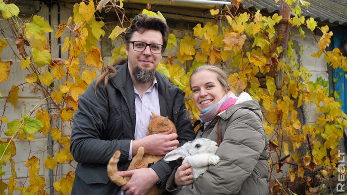 «Наш дом даст фору городской квартире». Молодая семья приехала в деревню по распределению — и осталась навсегда