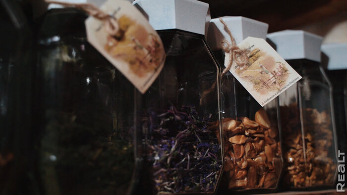 «Наш дом даст фору городской квартире». Молодая семья приехала в деревню по распределению — и осталась навсегда