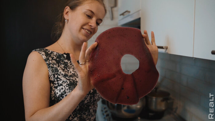 «Наш дом даст фору городской квартире». Молодая семья приехала в деревню по распределению — и осталась навсегда