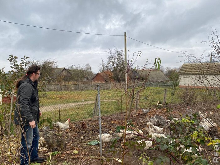 «Наш дом даст фору городской квартире». Молодая семья приехала в деревню по распределению — и осталась навсегда