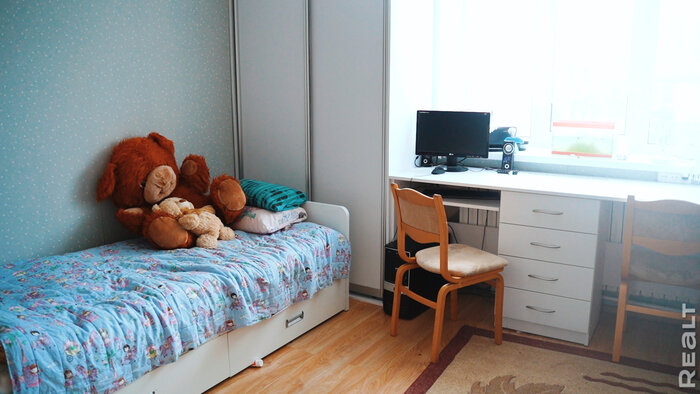 «Наш дом даст фору городской квартире». Молодая семья приехала в деревню по распределению — и осталась навсегда