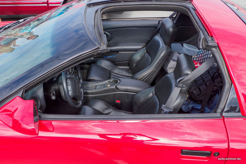 Вряд ли вы знаете эту модель. Уникальный для Беларуси, восставший из пепла Pontiac Firebird