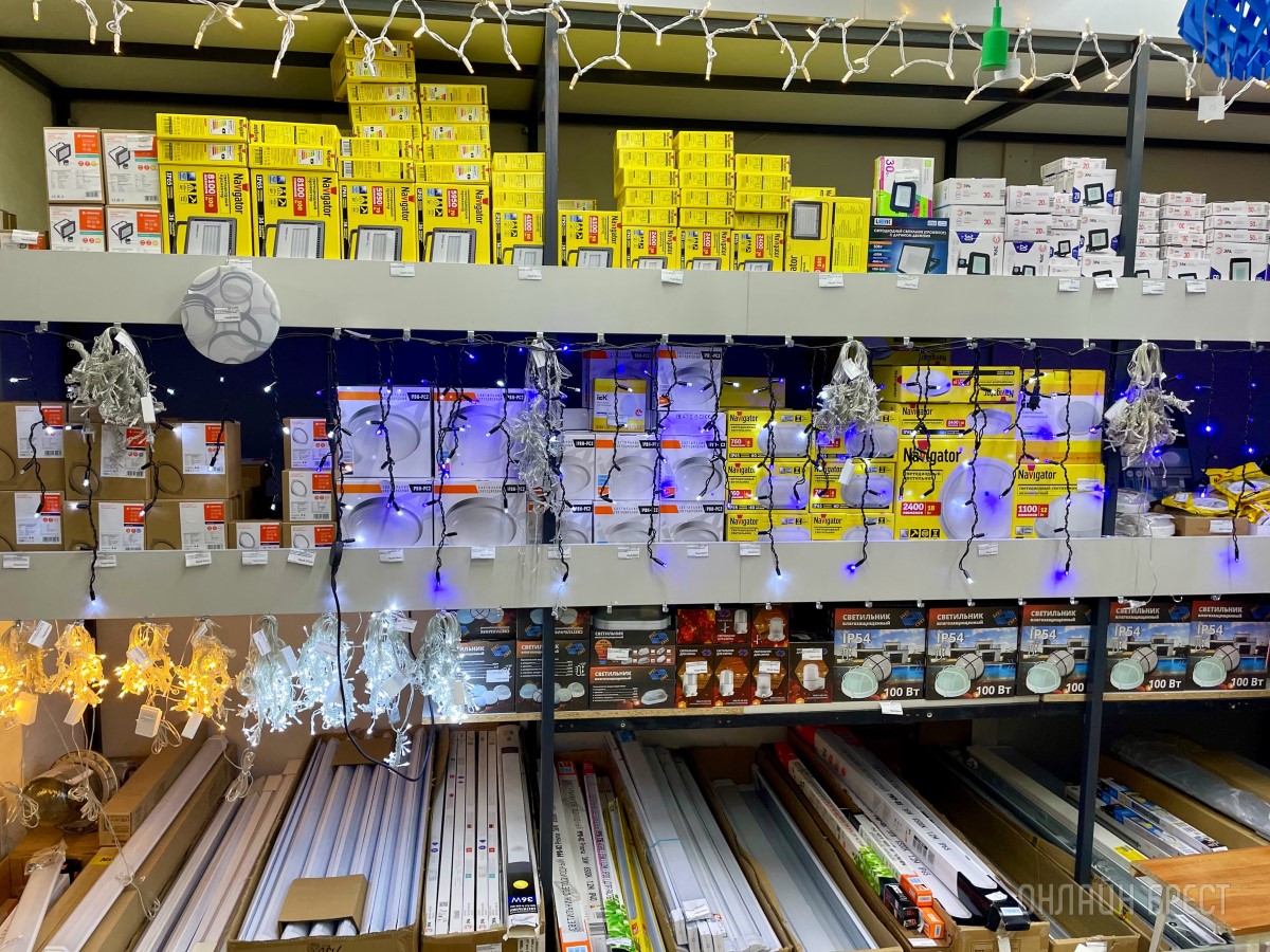 Множество крутых обновлений и девайсов в магазине «Вся электрика» в Бресте: теплый пол, стильная электрофурнитура, новые бренды и качественный сервис