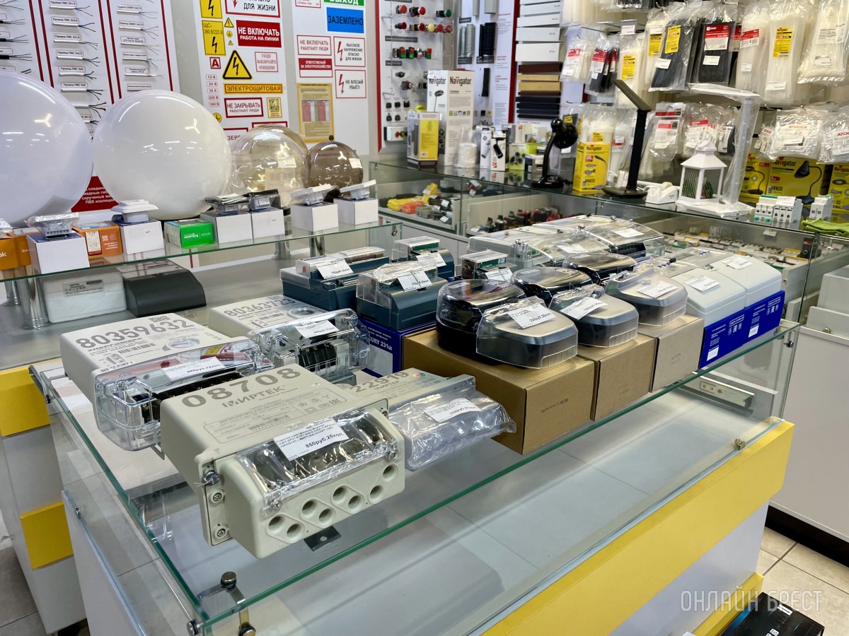 Электрика на все случаи жизни! Большой фоторепортаж из магазина «Вся электрика» в Бресте