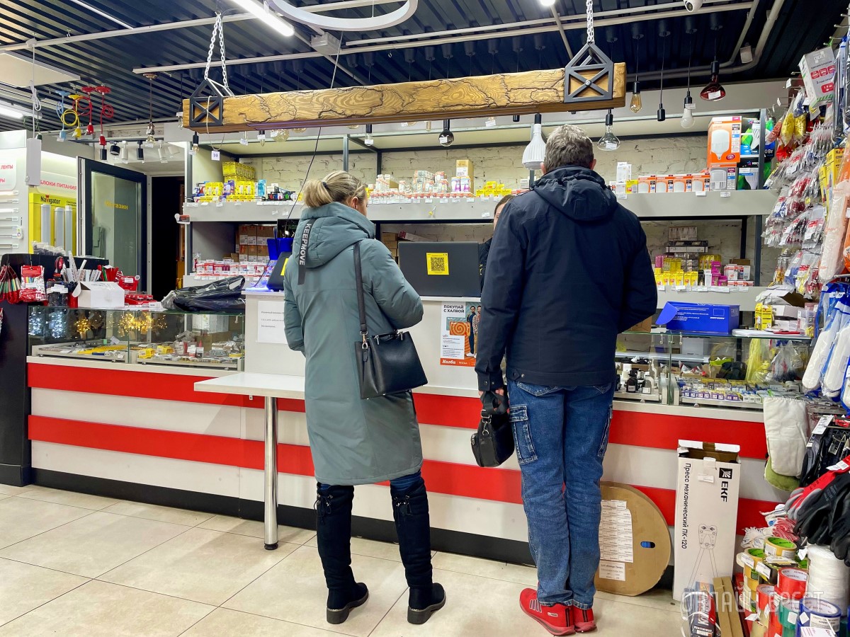 Электрика на все случаи жизни! Большой фоторепортаж из магазина «Вся электрика» в Бресте