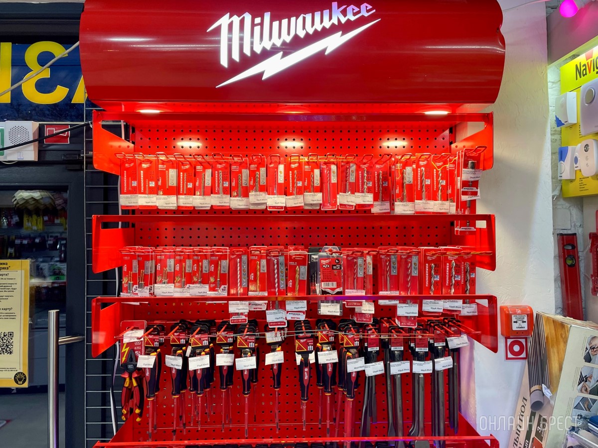 Электрика на все случаи жизни! Большой фоторепортаж из магазина «Вся электрика» в Бресте