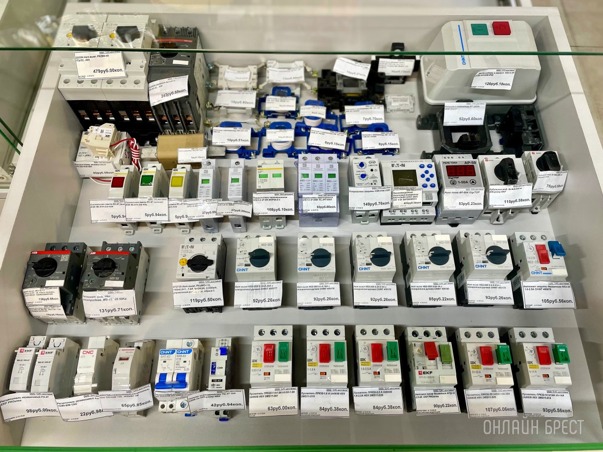 Электрика на все случаи жизни! Большой фоторепортаж из магазина «Вся электрика» в Бресте