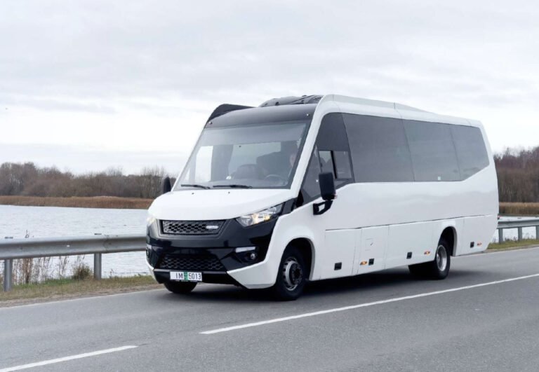 В Беларуси появился новый производитель автобусов