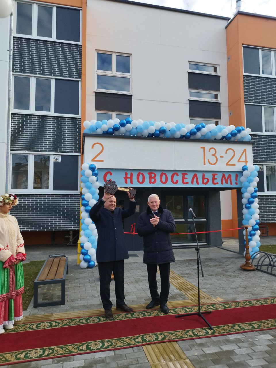 Многоэтажный дом для работников сельского хозяйства построили в Брестском районе