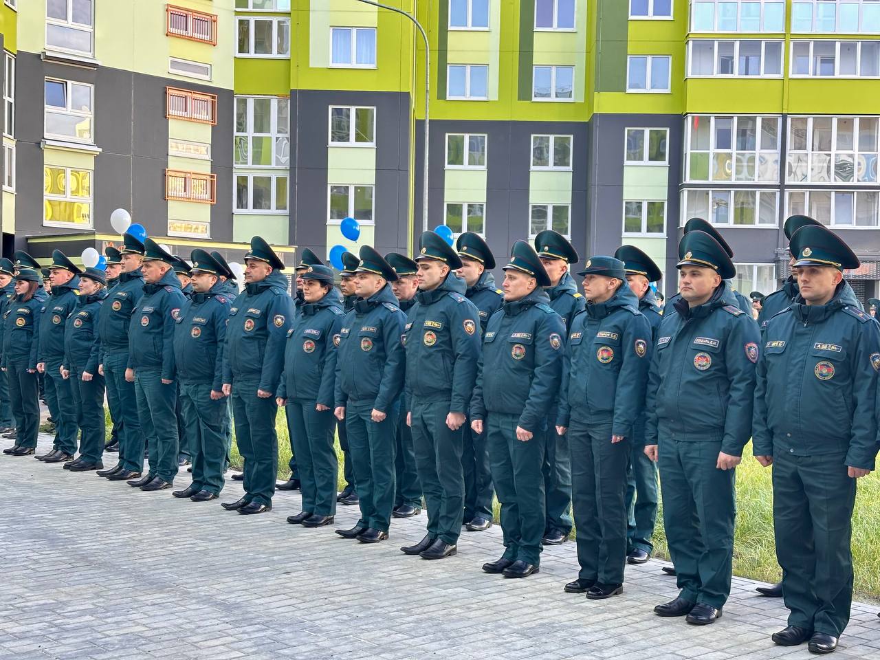 В Бресте 100 спасателей получили ключи от арендного жилья