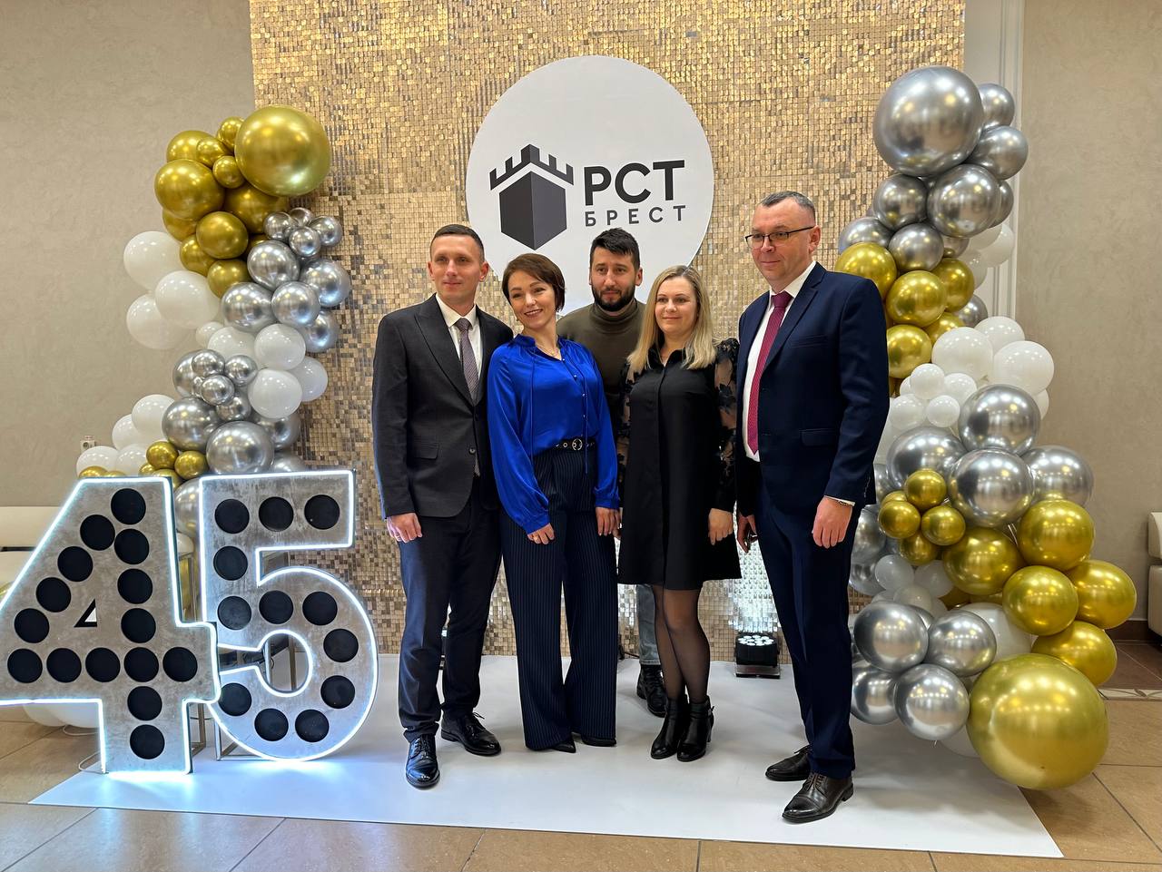 Брестскому городскому ремонтно-строительному тресту исполняется 45 лет