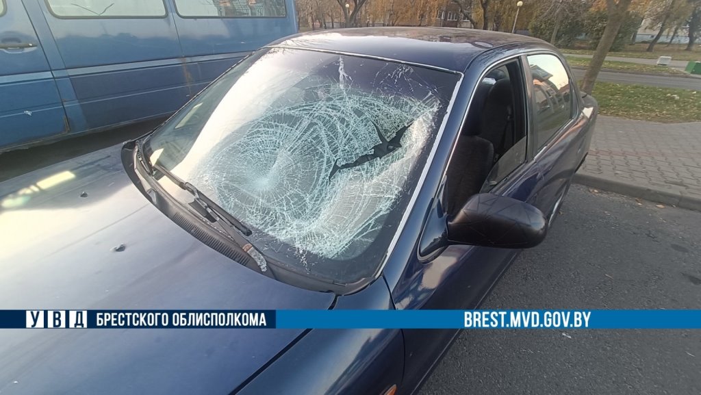 В Бресте 19-летний бесправник сбил пешехода