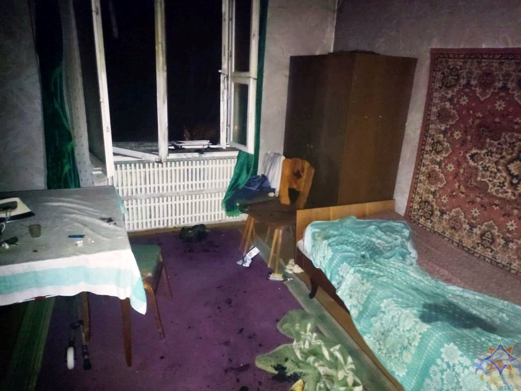 На пожаре в Ивацевичах спасли мужчину