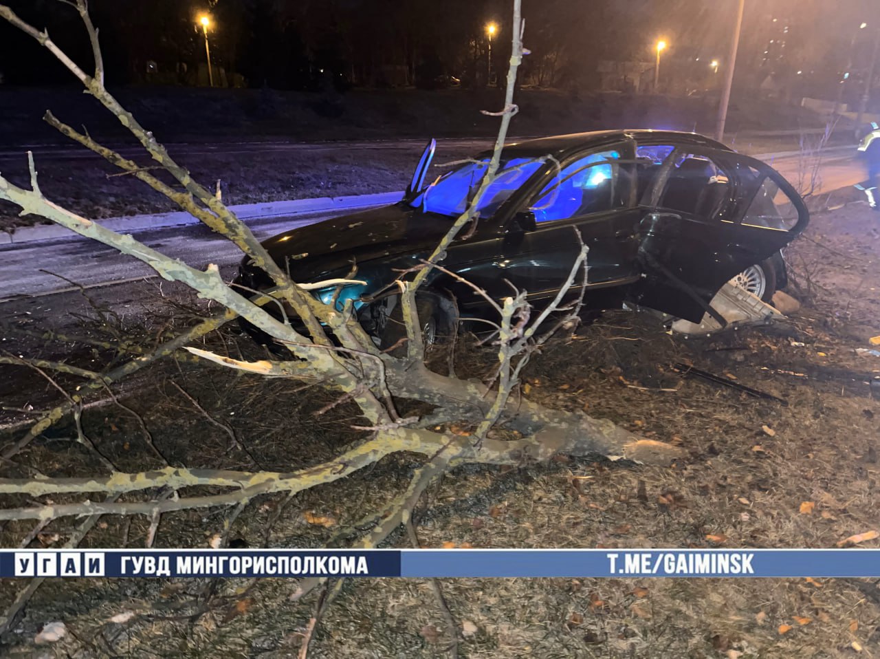 Вот к чему приводят «шашечки». ГАИ опубликовала видео из салона BMW