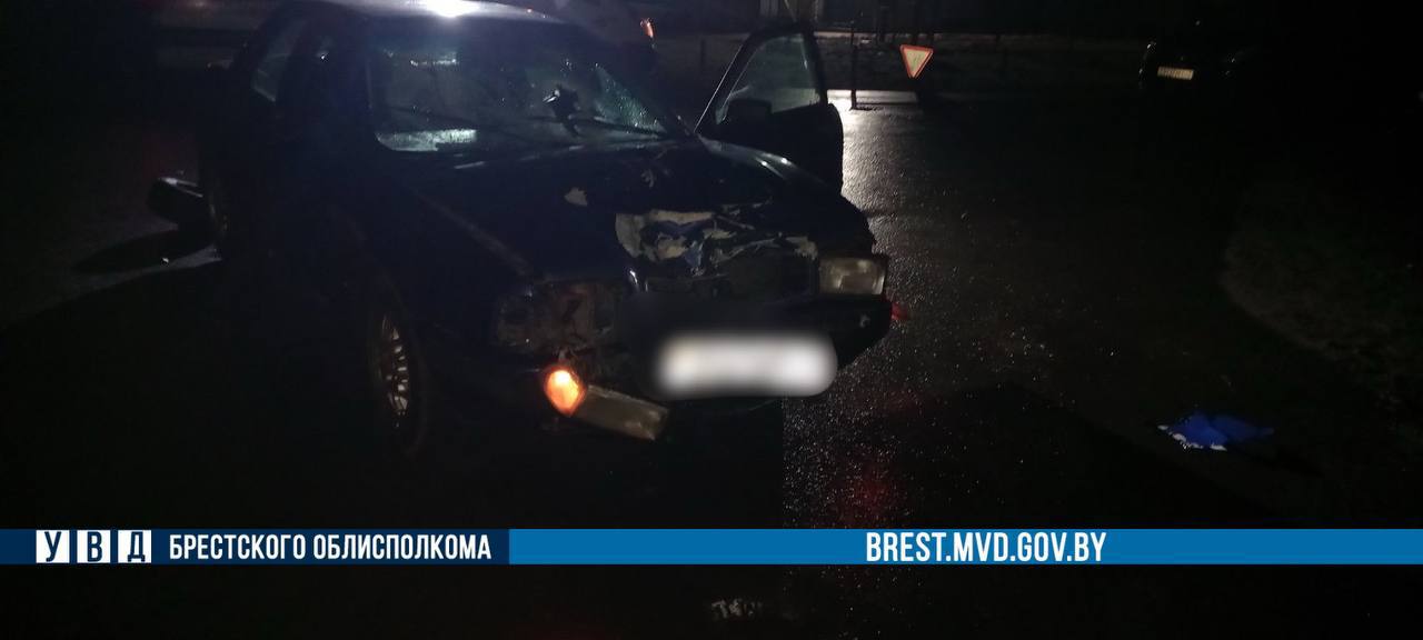 Водитель Audi насмерть сбил электросамокатчика в Столинском районе