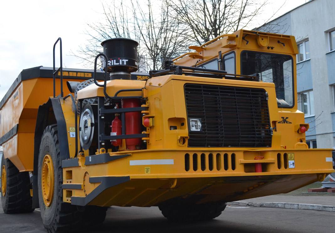 50 тонн! БЕЛАЗ показал новую версию самого мощного самосвала