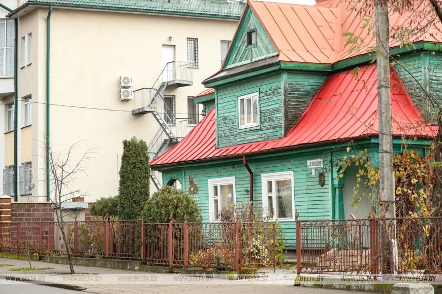 Прогулка по улицам старого Бреста: фотографии