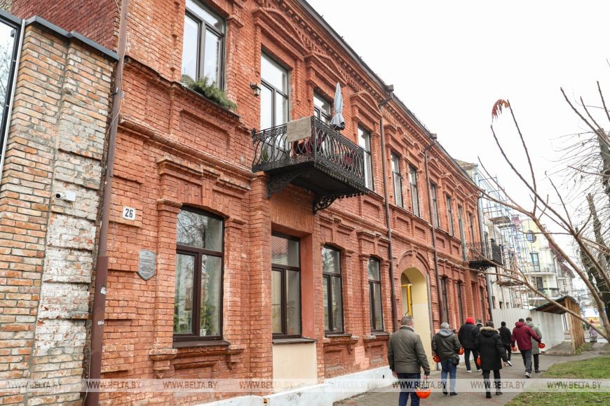 Прогулка по улицам старого Бреста: фотографии