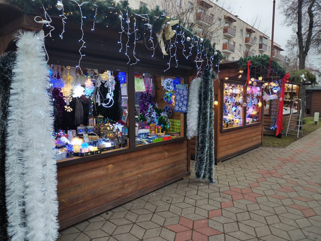 В Бресте открылась предновогодняя ярмарка