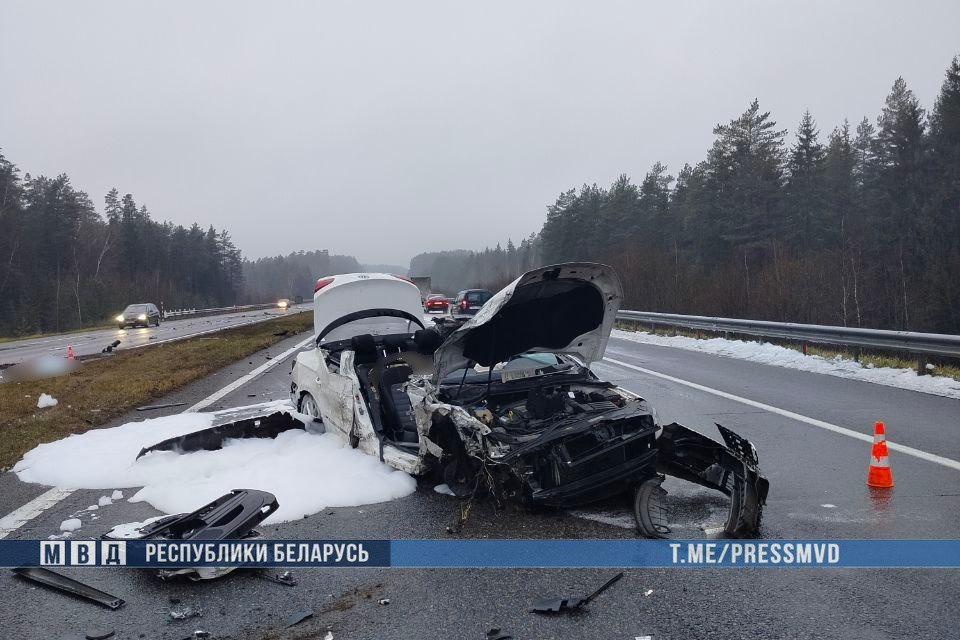 На М1 сегодня утром погибли два человека — подробности трагедии