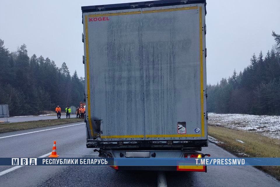 На М1 сегодня утром погибли два человека — подробности трагедии