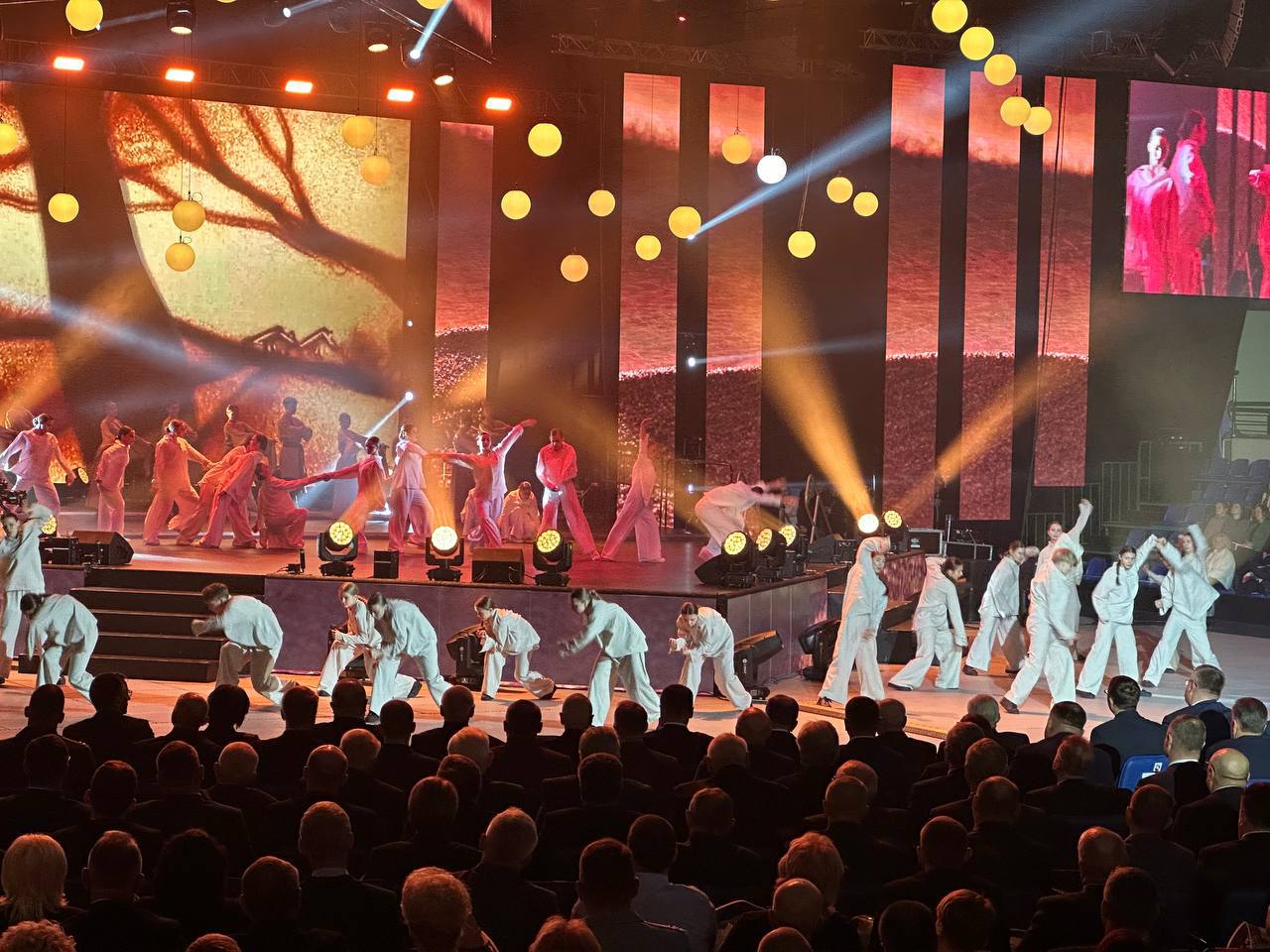 В Бресте проходит грандиозный концерт, посвященный 85-летию Брестской области