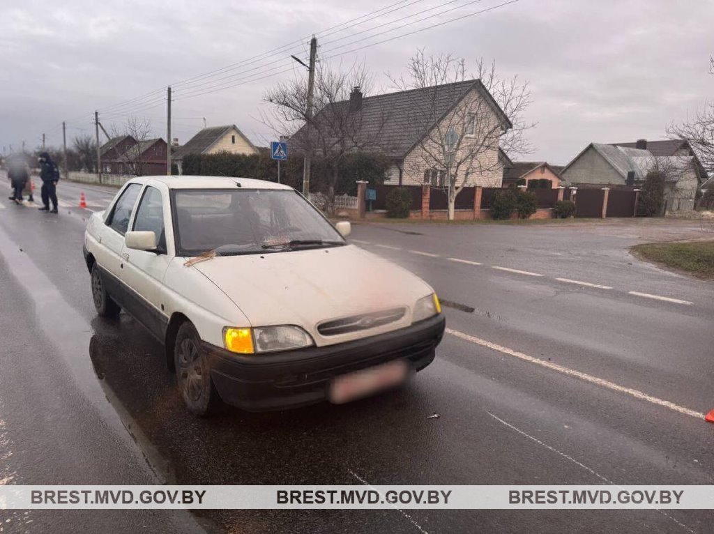 В Кобрине Ford насмерть сбил 54-летнюю женщину