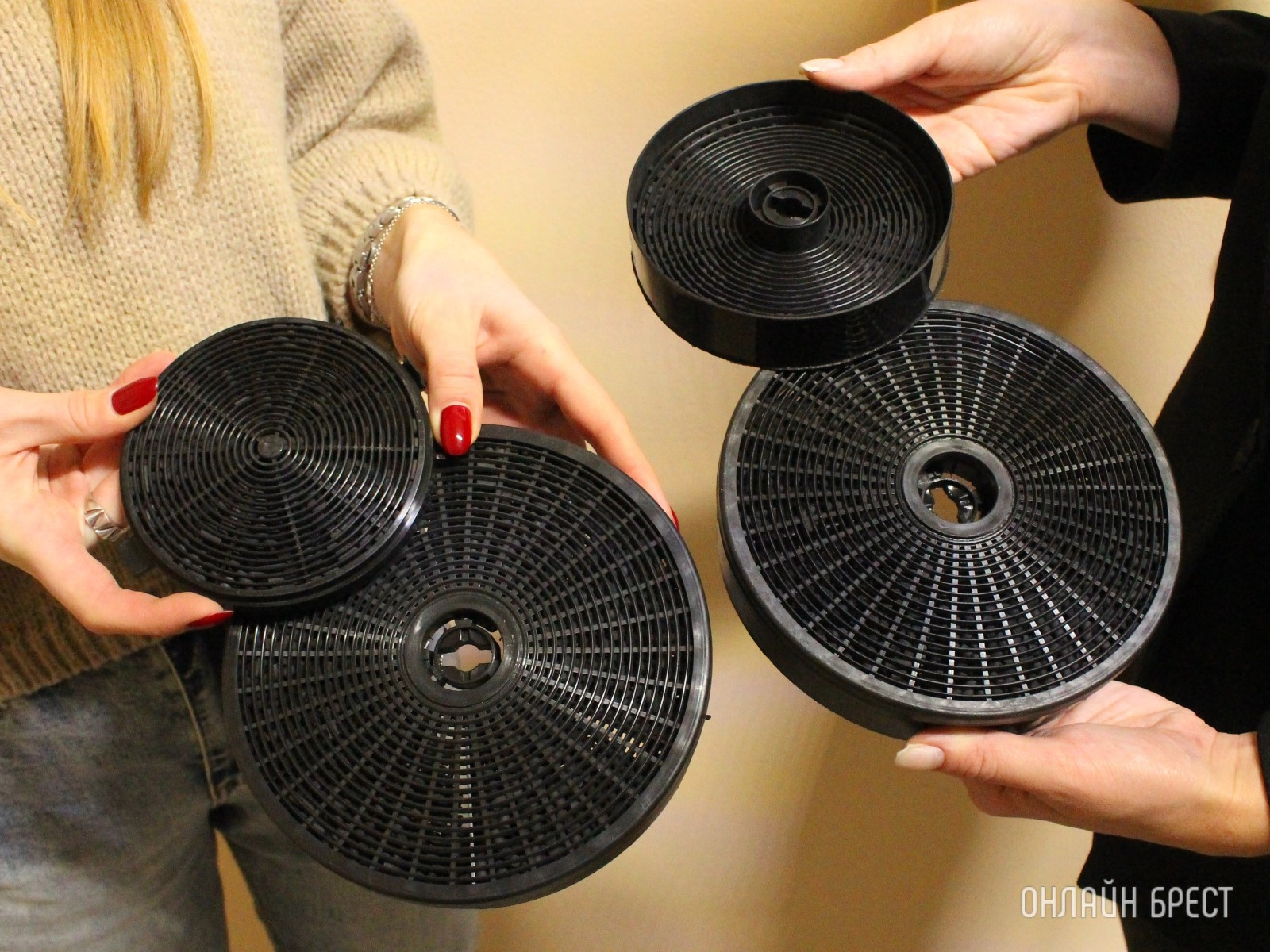 Это вам пригодится в холодное время! Брестский радиотехнический завод показал товары для комфортной жизни