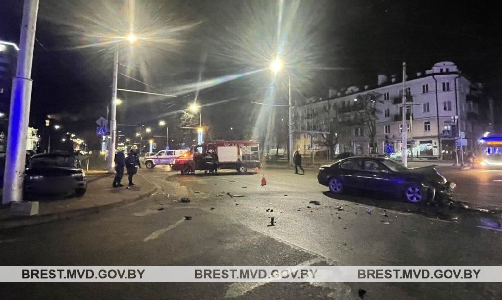 В первый день Нового года в Бресте произошло жесткое ДТП