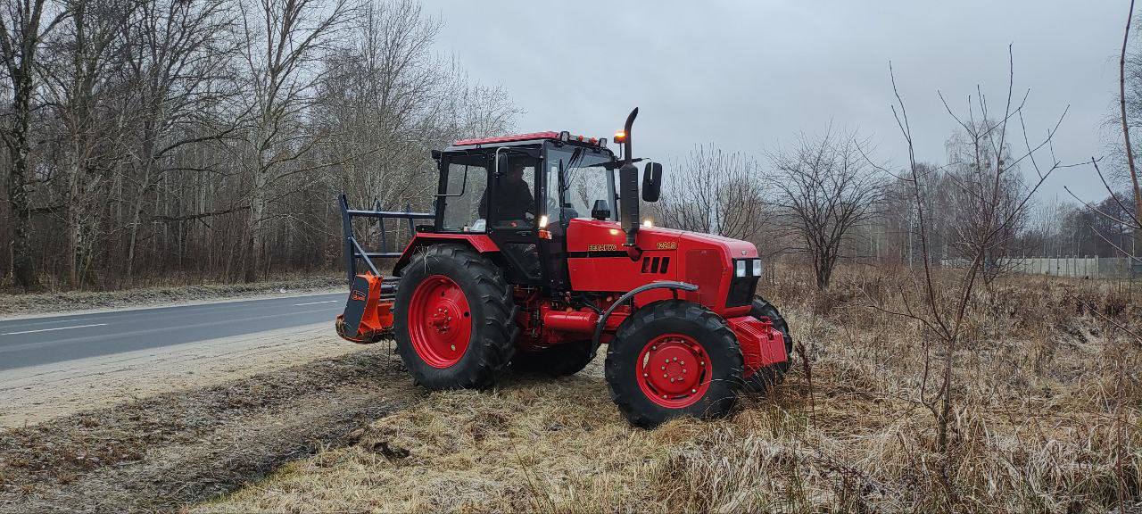 Новая техника появилась у коммунальников Бреста