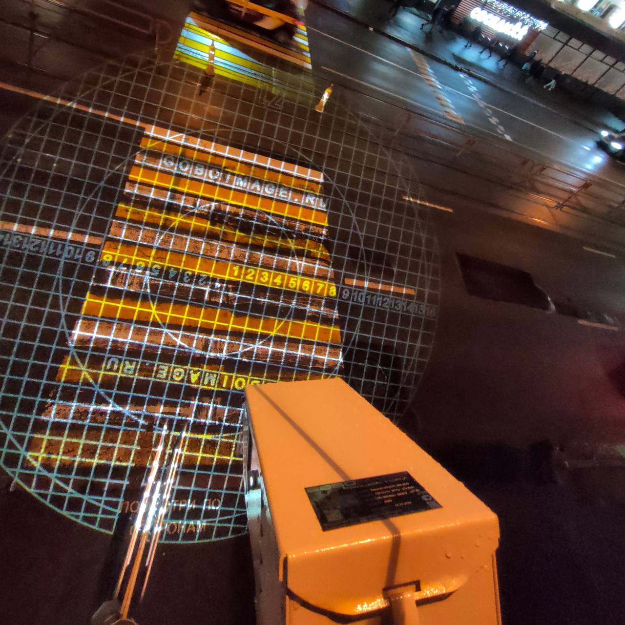 Как думаете, где такой нужен в Бресте? В столице появился необычный пешеходный переход