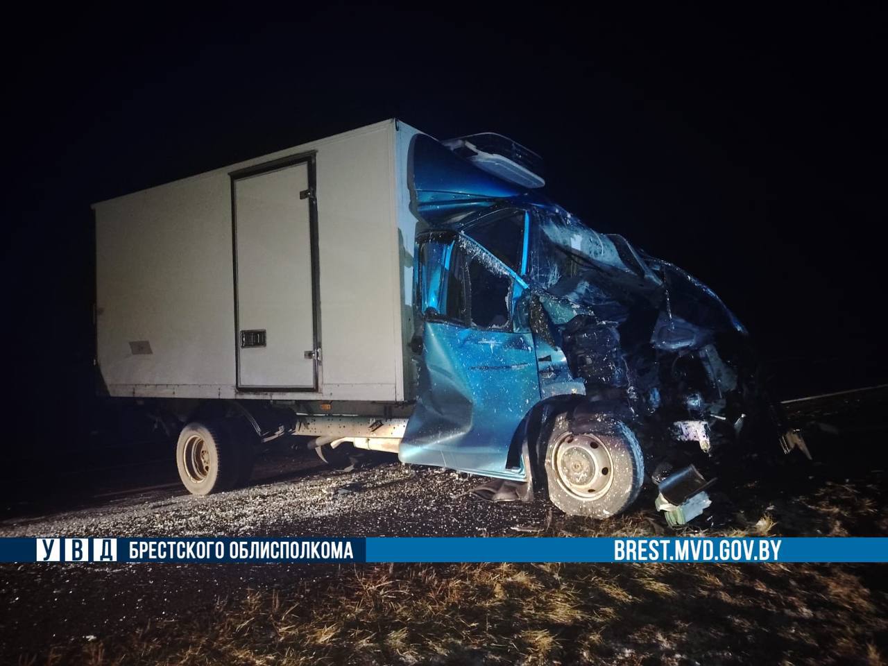 Серьезное ДТП на М1 в Брестской области: ГАЗ протаранил два Mercedes