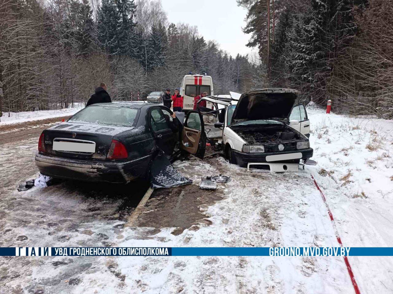 Страшное ДТП: пассажир иномарки погиб, несколько пострадавших, в том числе дети