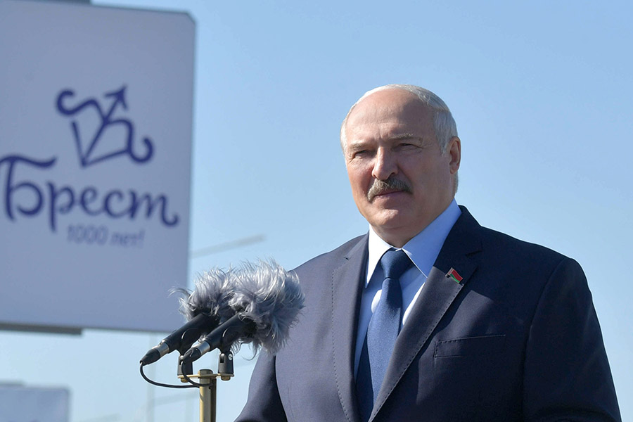 Журналисты узнали, каким парфюмом пользуется Александр Лукашенко