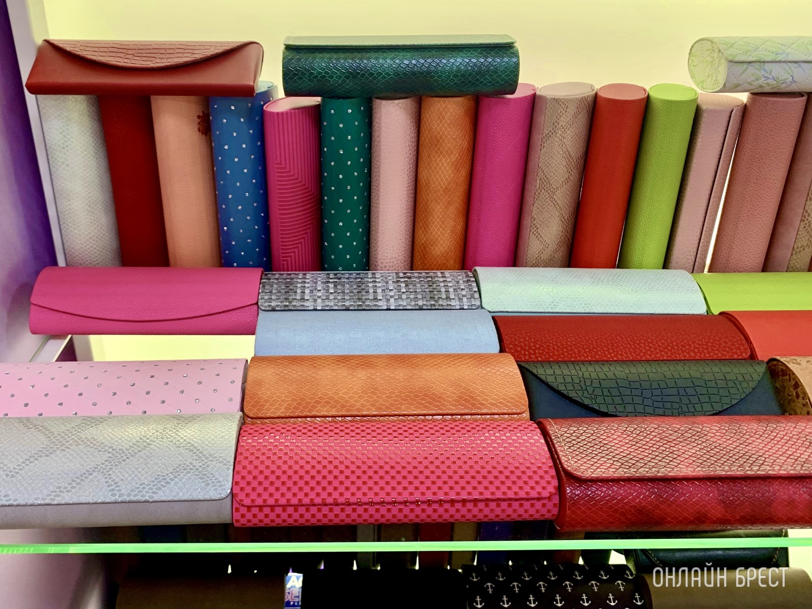 Фантастика в салонах оптики «Funtastik»! Рождественские скидки, бесплатная проверка зрения, изготовление очков и более 3000 моделей оправ