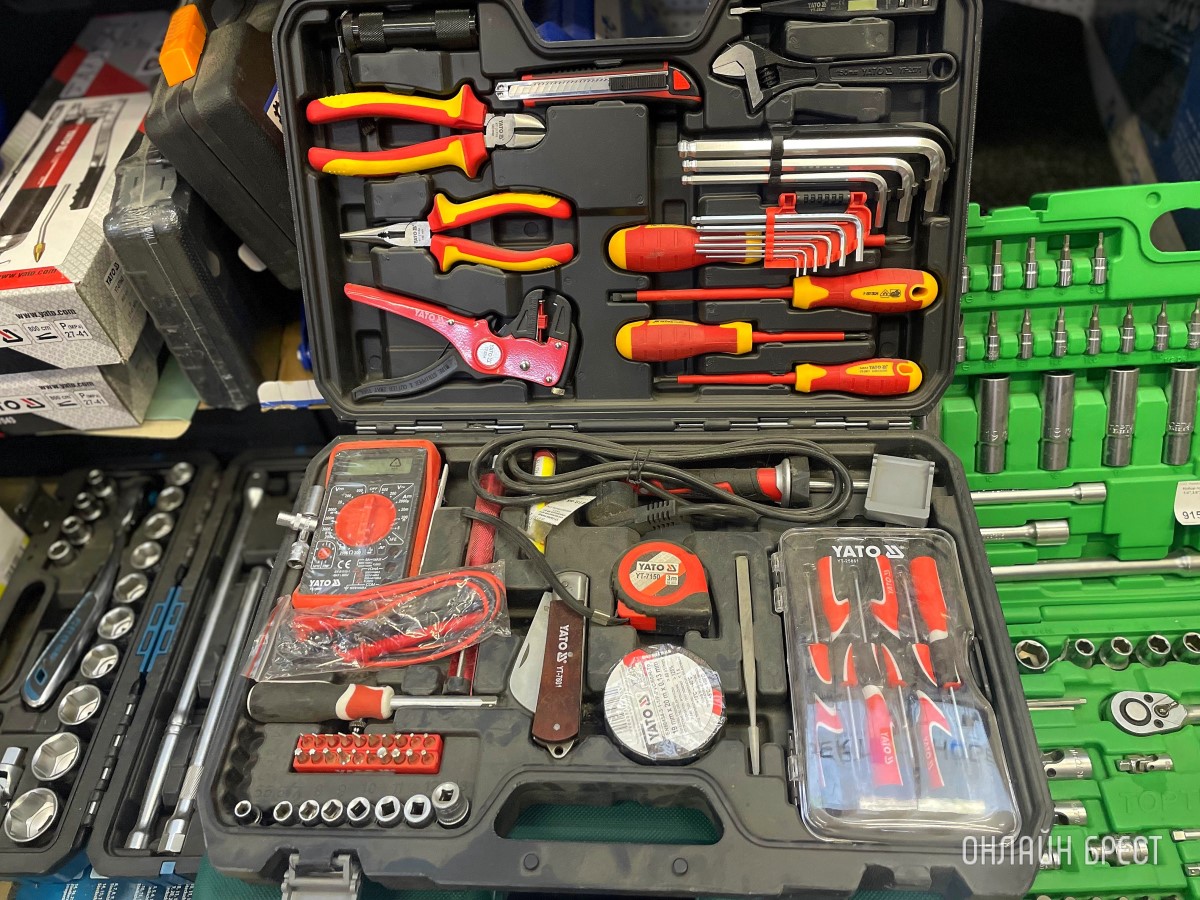 Мужьям, отцам, дедушкам и братьям. Подберите идеальные подарки для истинных мужчин в строительных магазинах «АмайзТрейд» в Бресте