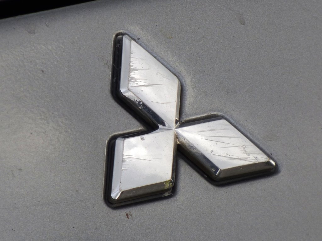 Пинчанка продала внедорожник Mitsubishi за 600 рублей