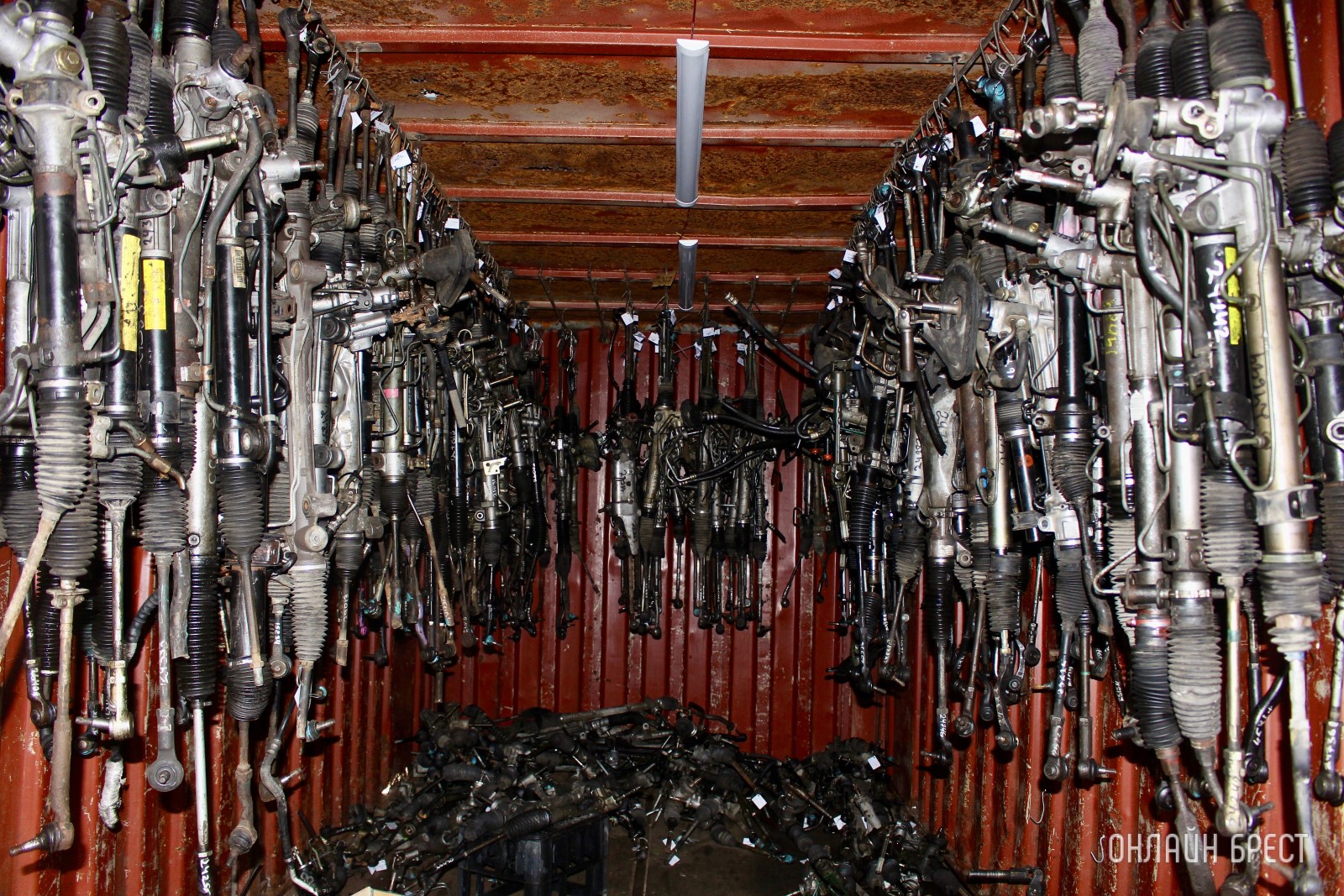 Профессиональный ремонт и восстановление рулевых реек для всех типов транспортных средств в центре Бреста