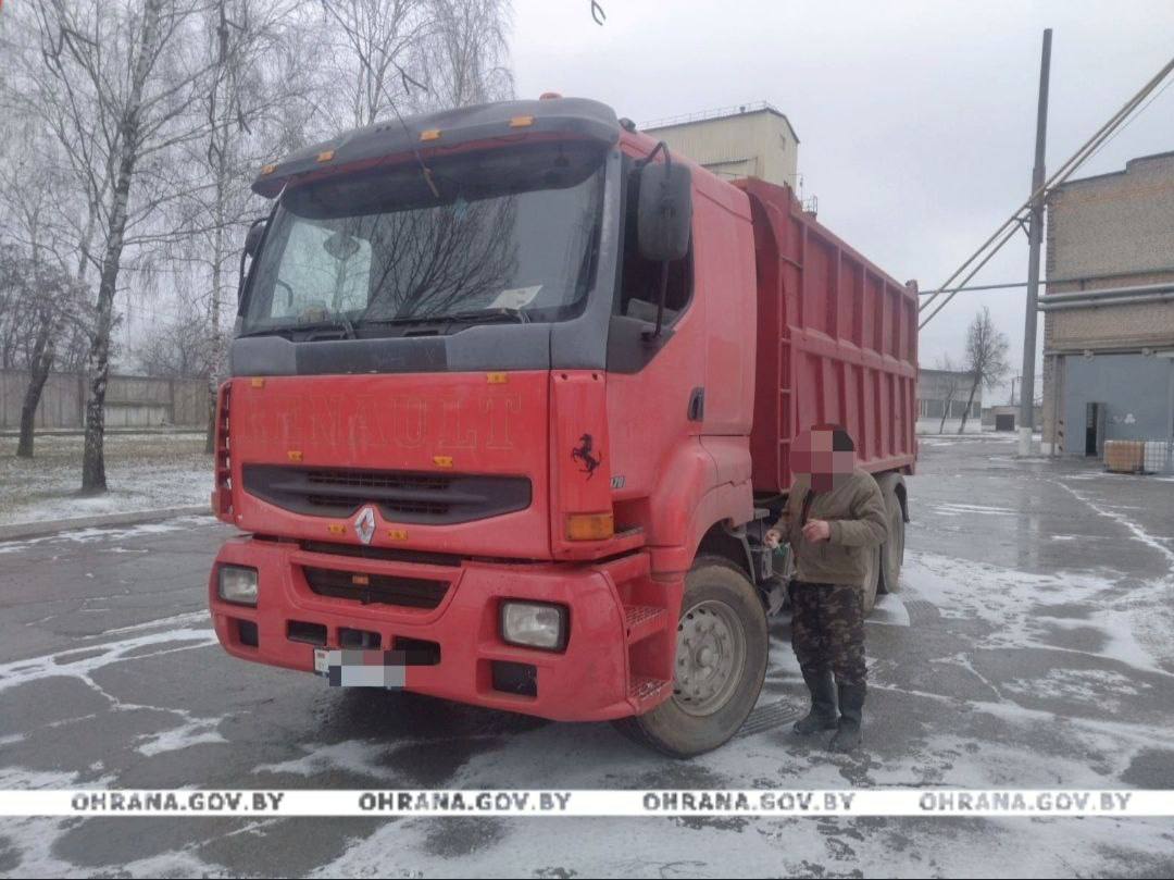 Замысел провалился. Вот что нашли сотрудники охраны в кузовке грузовика